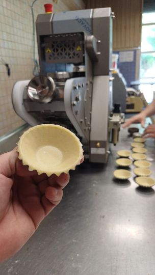 Montaż urządzenia do produkcji tartaletek FERNETO